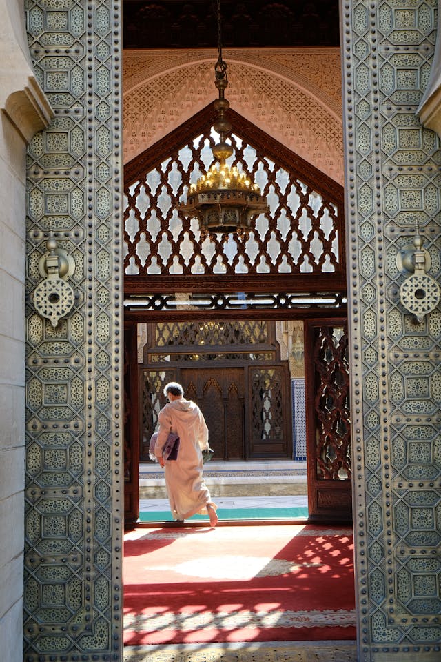 Intricate Moroccan Architecture at Mosque Entrance